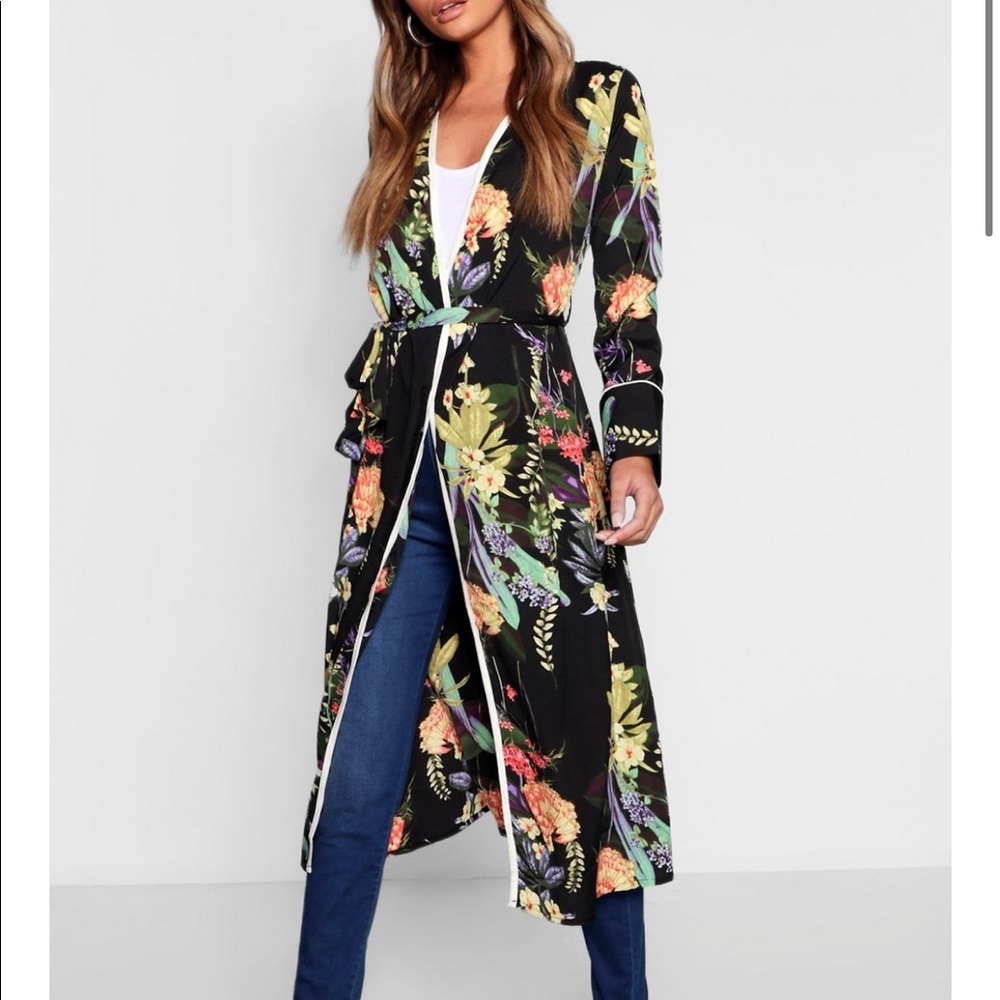 Dark Tropical Floral Belted Kimono size s